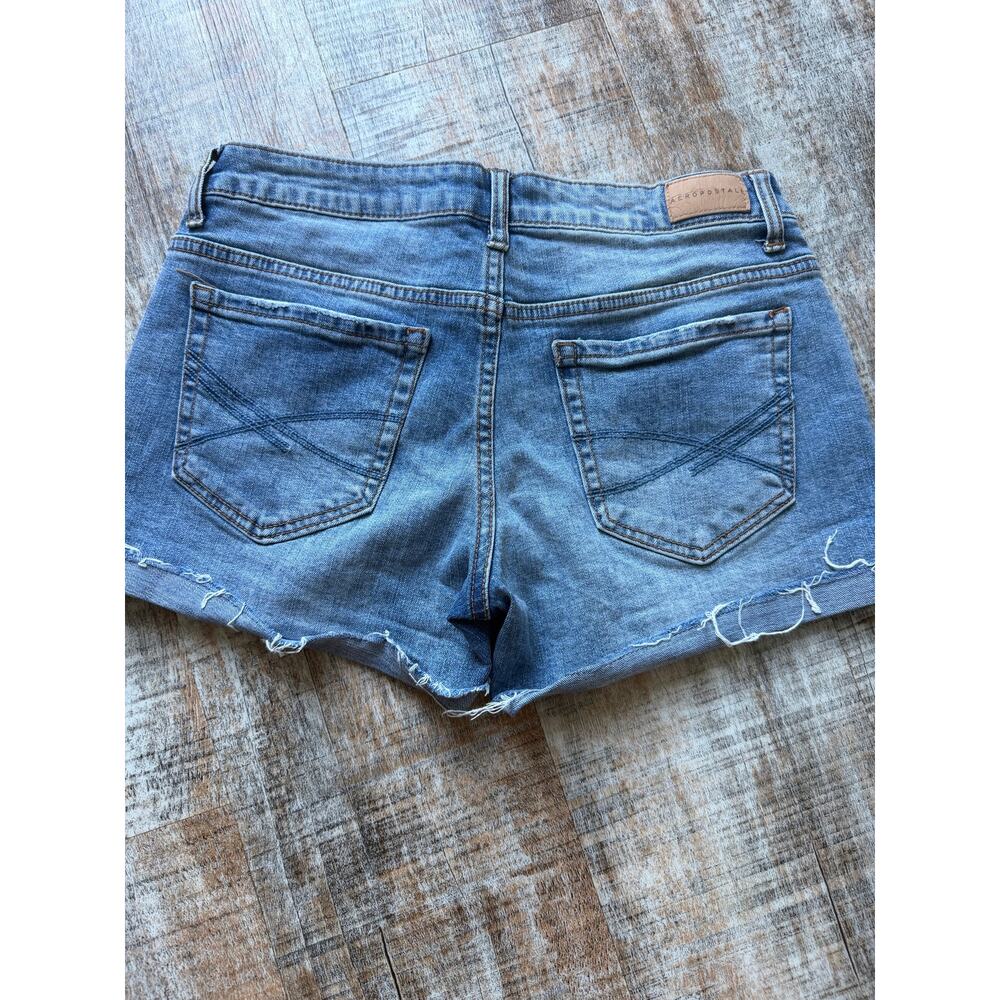 Aeropostale MIDI Raw Hem Denim Jean Shorts Size 4 Summer Everyday Shorts